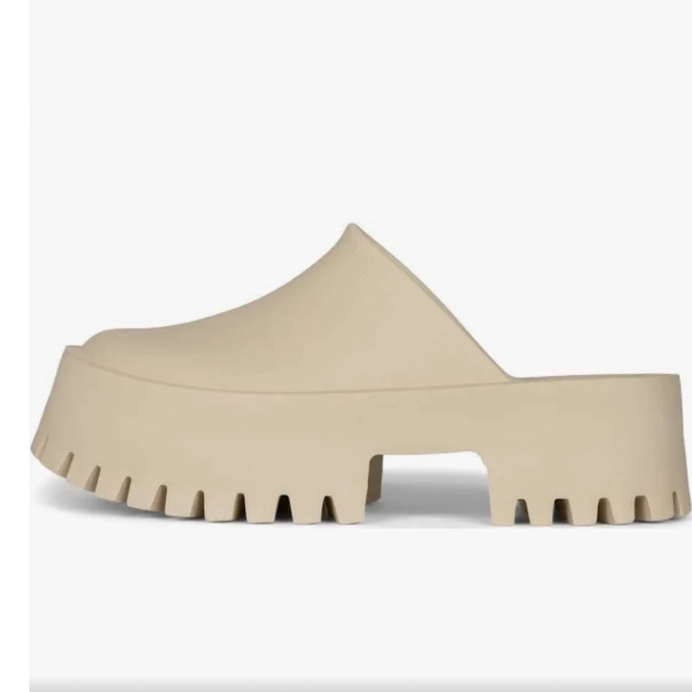 Steve Madden CLOGGE